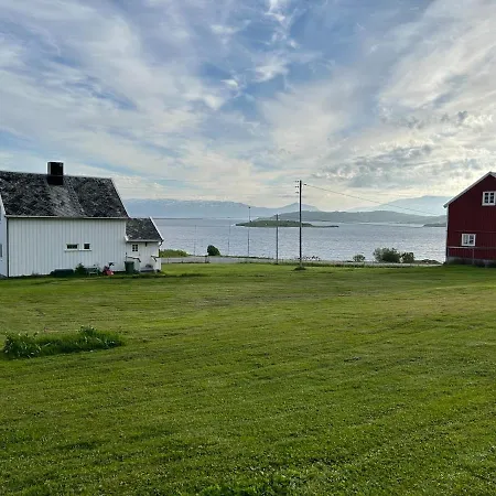 Mikkelsby House By Altafjord *