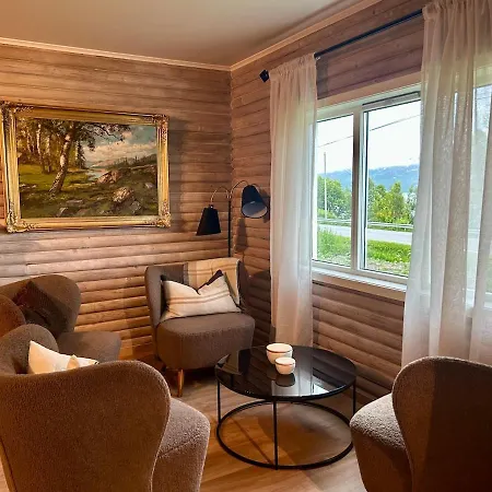 Mikkelsby House By Altafjord *